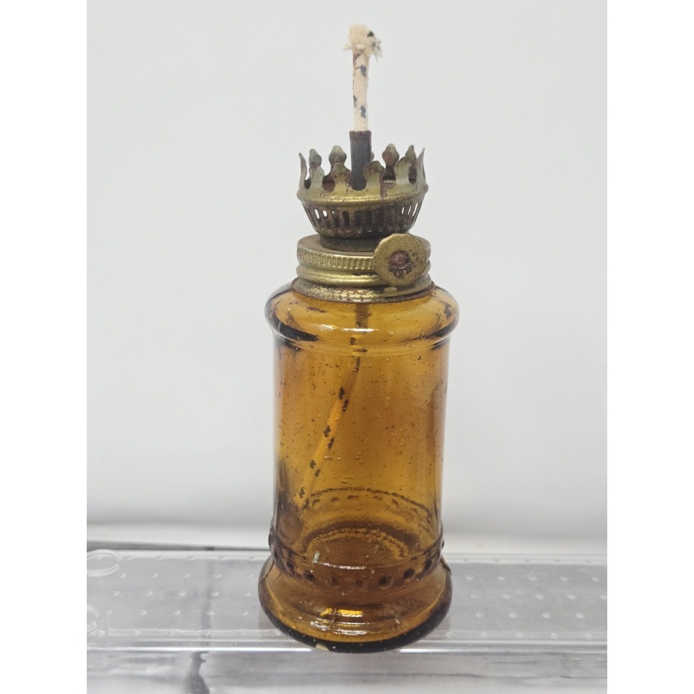 AMBER GLASS OIL LAMP kerosene vintage‎ retro kitsch Hong Kong hurricane